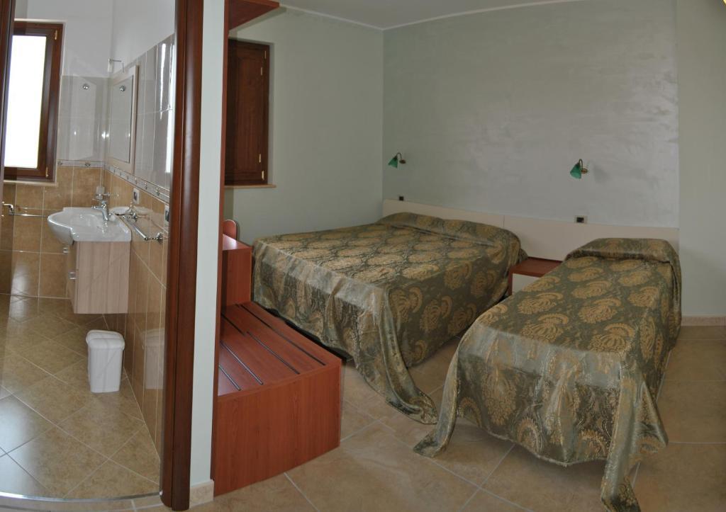 Agriturismo - B&B "La Funicolare" Francavilla Marittima Phòng bức ảnh